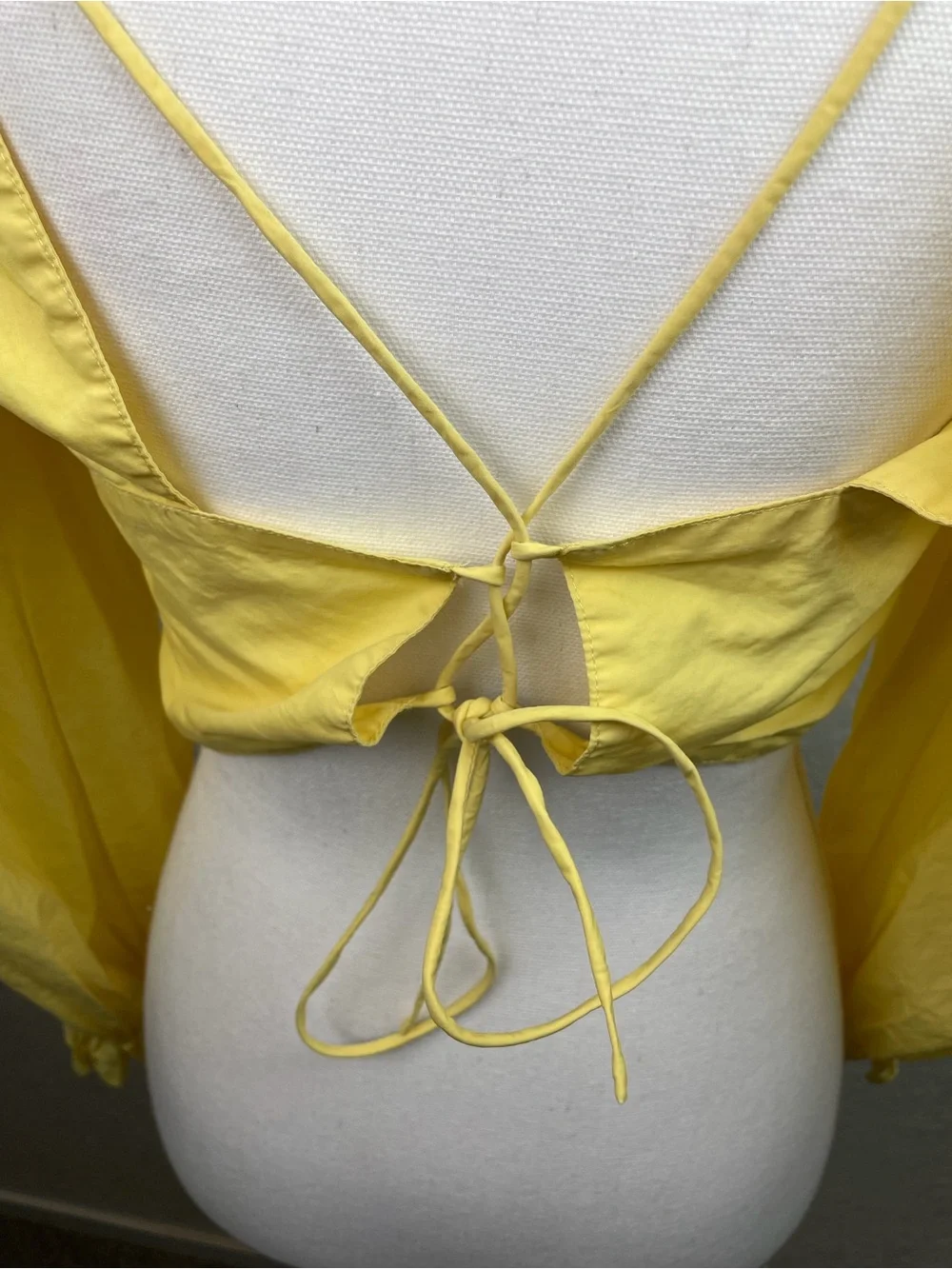 Allina Liu | Idun Yellow Tie-Front Puff Sleeve Crop Top